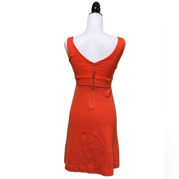 ANTHROPOLOGIE HD in Paris Ardmore Sleeveless Dress - Picture 4 of 9